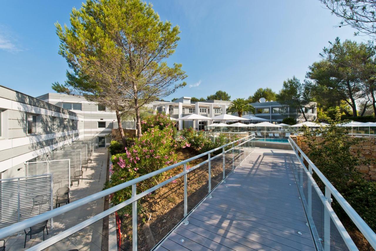 Golden Tulip Sophia Antipolis - Hotel & Spa Вальбонн Екстер'єр фото
